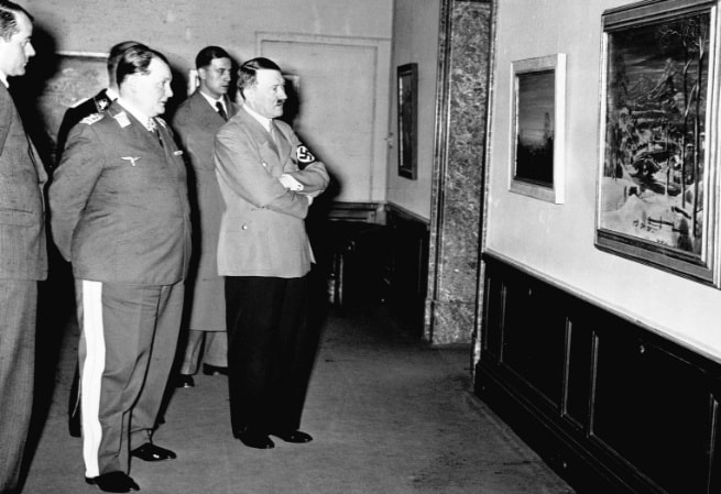 Hitler and Göring in museum